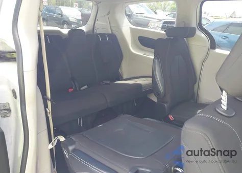 2022 Chrysler Voyager Lx из США, поврежденный, VIN 2C4RC1CGXNR227089